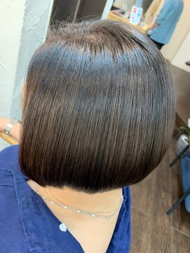 ポー 三軒茶屋(poh) テラコッタ/ミニウルフ/デジタルパーマ/くすみブルー*三軒茶屋駅