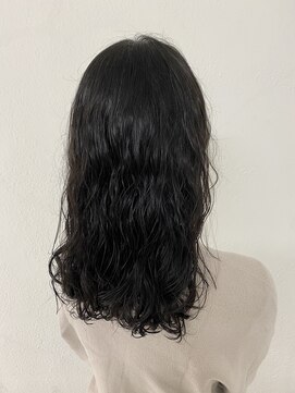 アングゥ ウル(ungu ul) パーマスタイル/パーマ/ロングヘア