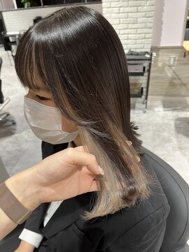 リーホリエ(Lee Horie) 【Rie】インナーカラーホワイトベージュ