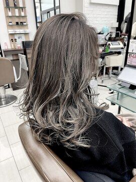 レリンク バイ コッミナム(LeLink by COMiNUM) アッシュグレーグラデーション