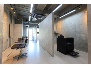 DEF CUTZ 北千住店