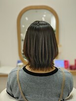 アドラーブル ココロ 新潟(adorable CoCoLo)&nbsp;20代30代大人可愛い髪質改善グレージュストレートボブ透明感