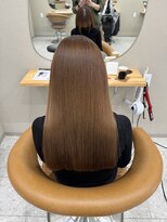 シカ 神戸三宮元町店(Cica)&nbsp;髪質改善 ストレート 神戸三宮 ベージュ 美髪 UPTOGLOSS