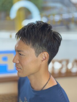 ヘアーアンドライフ ハート(hair&life HEART) メンズ2ブロック　刈り上げスタイル