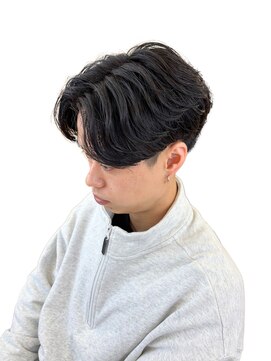 ビカムメンズヘアー 栄店(become men's hair) フェザーパーマ×センターパート黒髪/名古屋/名駅