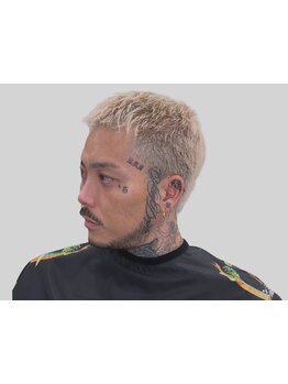 【高宮駅徒歩5分】人気のフェードスタイルからベーシックスタイルまで圧巻の技術力で人気のRADCREW高宮本店