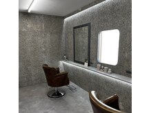 ポノ ミウラ(Pono miura)の雰囲気（セット面）