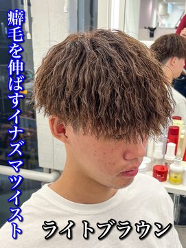 MEN’S HAIR/サーフカール/刈り上げセンターパート/ツイスト