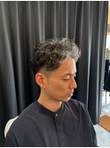 左七三　くせ毛を活かしたスタイル