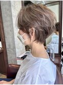 ４０代５０代におすすめくびれショートヘア