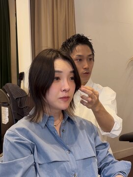 ヘアーサロンテン モトアザブ(hair salon Ten motoazabu) ワンレンレイヤー/ミルクティーブロンド/ダークブルー/麻布十番