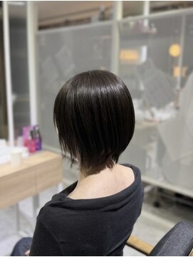 リュドール 名駅(Rue D'or) 美シルエットショート