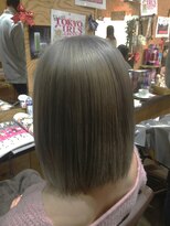 ユートピア(U topia)&nbsp;シルバーブロンドカラー