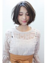 シック(Chic) フェザーバングうる艶髪抜け感ヘア アンニュイヘアセシルカット