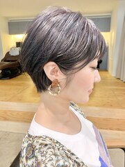 #noi_style 丸みハンサムショート×グレージュ