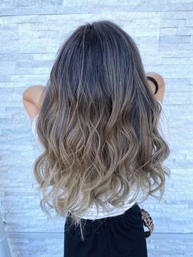 ソンリエ 青竹店(SONRiE) バレイヤージュ