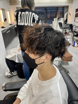 ショット 高槻(SHOT) 波巻きパーマ70%