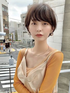 アイドットプラス 表参道(i.+omotesando) エアリーショートグレージュカラー斜めバング