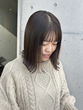 アチーブ ヘア デザイン(achieve hair design) 透明感オリーブベージュカラー×切りっぱなし20代30代