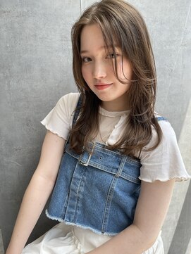 ヴィジョン(VISION) 顔周りレイヤー× ミルクティーベージュカラー