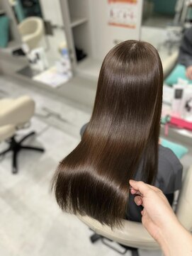 リーホリエ(Lee Horie) 【Gyo】髪質改善シルクストレート