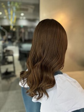 ニカイ(2F) ナチュラルブラウン/くびれヘア