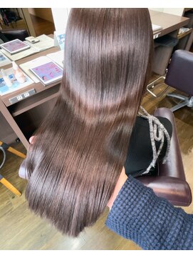 グリームバイフォルテ 藤枝(gream by FORTE) 髪質改善/ツヤ髪/縮毛矯正/トリートメント/ストレート/プラチナ