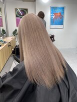 ペレ 渋谷(PELE)&nbsp;イメチェン/ホワイトブロンド/外ハネボブ/美髪/渋谷