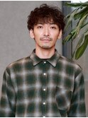 波巻きスパイラルパーマ メンズショート 束感 30代40代 ブラウン