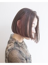 エルレ(Elure) ベージュボブ#ダブルカラー#切りっぱなしボブ#インナーカラー