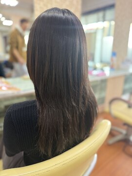 アークスヘアー 透明感髪質改善カラー小顔艶感ミディミルクティーベージュ