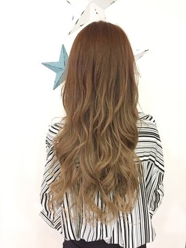 ヘアアンドメイク ムーア(Muuua) 明るめサンドシアーベージュ