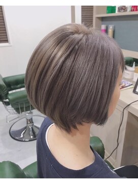 リノデザイン(LINO DESIGN) 柔らか小顔ショートボブ×グレージュカラー LINODESIGN