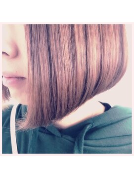 カフネ(KAHUNE) 【CUT】ラフボブ