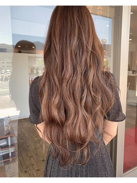 コワファースト 別府 ゆるふわロング×アッシュベージュ