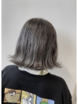 エイト オキナワ 沖縄新都心店(EIGHT okinawa) アッシュカラー