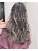 バレイヤージュ　グレージュ