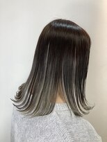 フツーロ 栄(FUTURO)&nbsp;インナーグレージュ