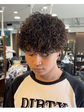 サロン ド ロイ(Salon de Roi) こだわりのプードルパーマ 六甲三宮神戸メンズパーマ