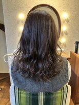 エルサフィロ キタハマ(el zafiro kitahama)&nbsp;20×30×40代×くびれヘア×オリーブアッシュ×ミディアム