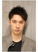 黒髪シンプルショート