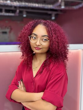 ダズリングディア(Dazzling Deer) レッドカラー/ワンブリーチ