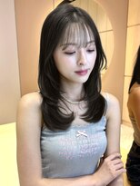 グロー 大宮(GLROW)&nbsp;レイヤーカット　顔まわり　暗髪　オリーブグレージュ