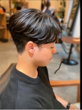 スリー(three) センターパート