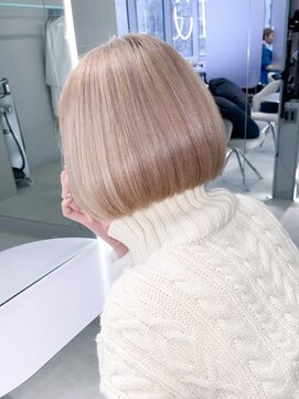 ジェム(GEM) アプリコットオレンジ/ピンクカラー/フェザーショート★26