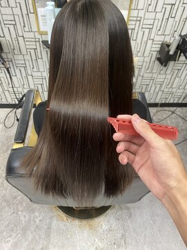 アローズ 久留米店(arose) 縮毛矯正 艶髪 毛先カット