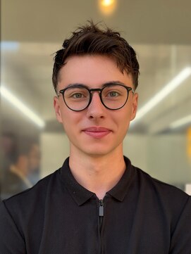 ミキ 中崎(MIKI) フェザー/ショート/刈り上げ