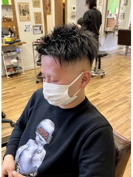 ラインスキンフェードカット