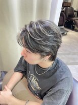 アオ(AO。)&nbsp;ホワイトハイライト/メンズカット/レイヤー/センターパート