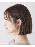 大人の艶感切りっぱなしボブ